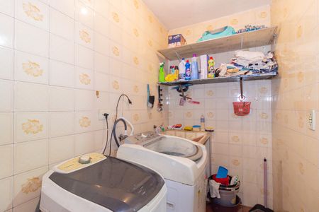 Casa à venda com 125m², 3 quartos e 1 vaga Casa à venda com 125m², 3 quartos e 1 vagaLavanderia