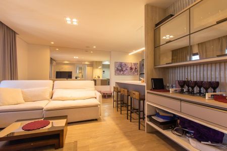 Apartamento para alugar com 66m², 2 quartos e 1 vagaSala