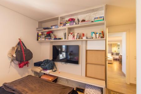 Apartamento para alugar com 66m², 2 quartos e 1 vagaSuíte