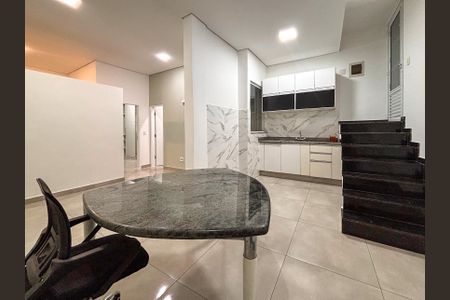 Apartamento para alugar com 60m², 2 quartos e 1 vagaSala/cozinha