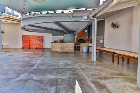 Apartamento à venda com 56m², 2 quartos e 1 vaga Apartamento à venda com 56m², 2 quartos e 1 vagaÁrea comum - Churrasqueira