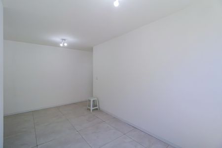 Apartamento à venda com 56m², 2 quartos e 1 vaga Apartamento à venda com 56m², 2 quartos e 1 vagaSala