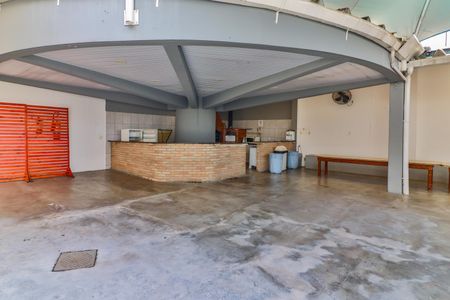 Apartamento à venda com 56m², 2 quartos e 1 vaga Apartamento à venda com 56m², 2 quartos e 1 vagaÁrea comum - Churrasqueira