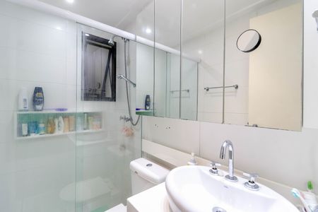 Apartamento para alugar com 95m², 3 quartos e 2 vagasBanheiro Social