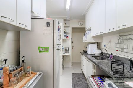 Apartamento para alugar com 95m², 3 quartos e 2 vagasCozinha