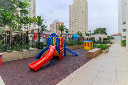 Apartamento para alugar com 95m², 3 quartos e 2 vagasÁrea comum - Playground