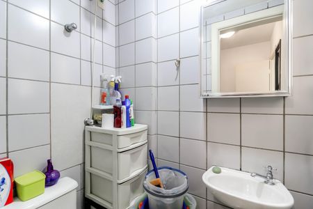 Apartamento para alugar com 95m², 3 quartos e 2 vagasBanheiro de Serviço