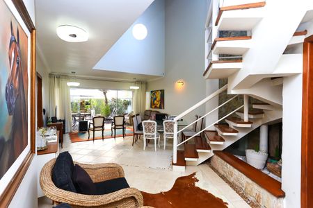 Sala de casa de condomínio à venda com 4 quartos, 340m² em Parque Monte Alegre, Taboão da Serra