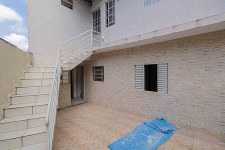 Casa para alugar com 40m², 1 quarto e sem vaga Casa para alugar com 40m², 1 quarto e sem vagaQuintal