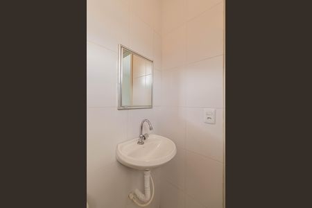 Casa para alugar com 40m², 1 quarto e sem vaga Casa para alugar com 40m², 1 quarto e sem vagaBanheiro