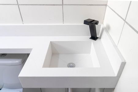 Apartamento para alugar com 46m², 2 quartos e 1 vaga Apartamento para alugar com 46m², 2 quartos e 1 vagaBanheiro
