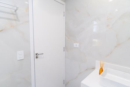 Cobertura - Banheiro 2 de apartamento à venda com 3 quartos, 146m² em Vila Monte Alegre, São Paulo