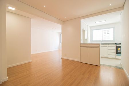 Apartamento à venda com 76m², 2 quartos e 1 vaga