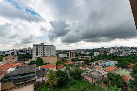 Sala de apartamento para alugar com 3 quartos, 139m² em Estrela do Oriente, Belo Horizonte