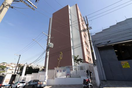 Apartamento para alugar com 50m², 2 quartos e 1 vaga Apartamento para alugar com 50m², 2 quartos e 1 vagaFachada