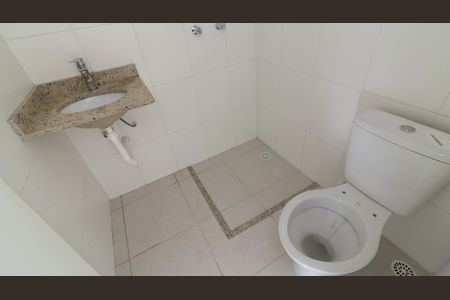 Apartamento para alugar com 50m², 2 quartos e 1 vaga Apartamento para alugar com 50m², 2 quartos e 1 vagaBanheiro da Suíte