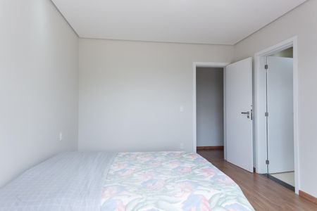 Casa de condomínio à venda com 335m², 5 quartos e 6 vagassemi suite 2