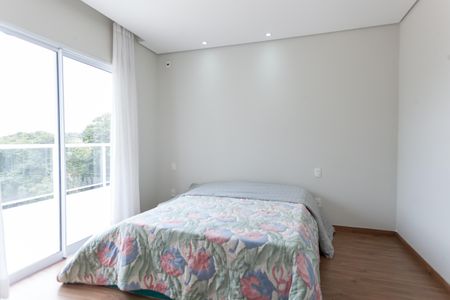 Casa de condomínio à venda com 335m², 5 quartos e 6 vagassemi suite 2