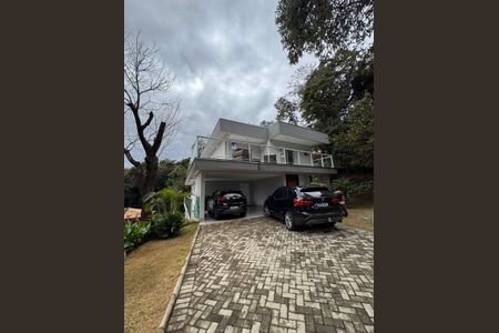 Casa de condomínio à venda com 335m², 5 quartos e 6 vagasplaca instalada 12/07/2025 GANU - 89