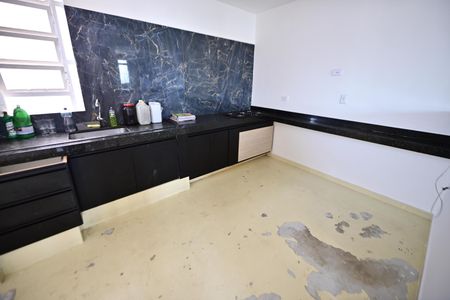 Apartamento para alugar com 84m², 2 quartos e 1 vaga