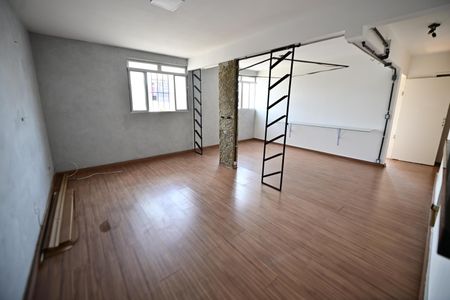 Apartamento para alugar com 84m², 2 quartos e 1 vaga