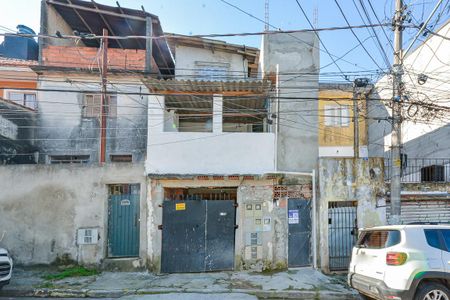 Casa para alugar com 63m², 2 quartos e sem vagaFachada