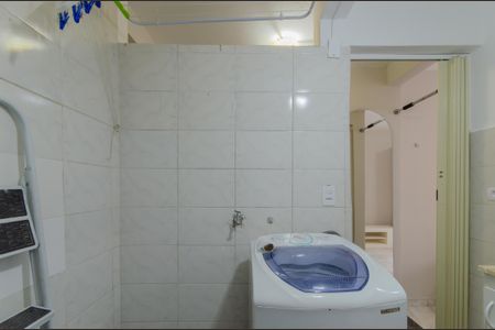 Banheiro de apartamento para alugar com 1 quarto, 32m² em Aclimação, São Paulo