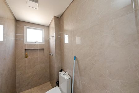 Apartamento à venda com 64m², 2 quartos e 1 vagaBanheiro do Quarto 2