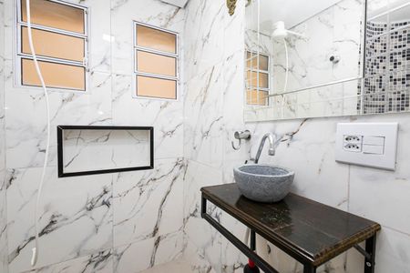 Apartamento à venda com 42m², 1 quarto e sem vagaBanheiro