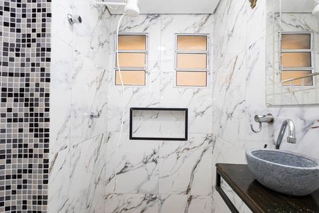 Apartamento à venda com 42m², 1 quarto e sem vagaBanheiro