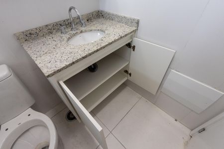 Studio para alugar com 28m², 1 quarto e sem vaga Studio para alugar com 28m², 1 quarto e sem vagaBanheiro
