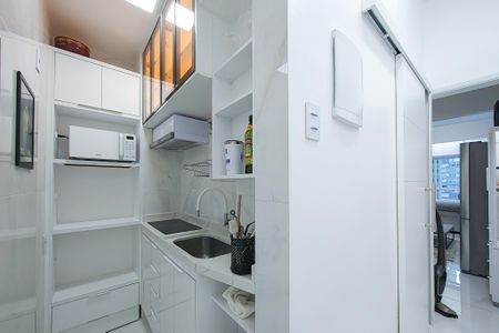 Cozinha de apartamento para alugar com 1 quarto, 32m² em Centro, Rio de Janeiro