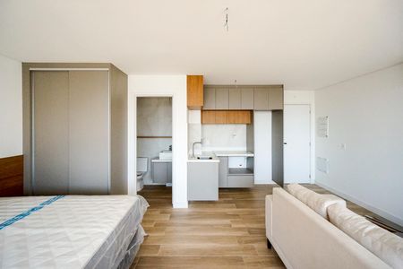 Sala quarto e cozinha de kitnet/studio para alugar com 1 quarto, 42m² em Vila Gomes Cardim, São Paulo