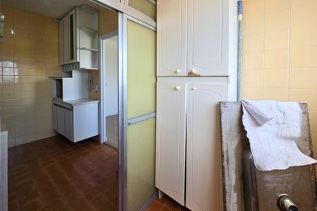 Apartamento à venda com 60m², 2 quartos e 1 vagaÁrea de Serviço