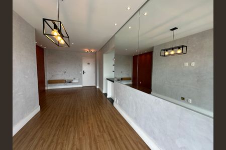Apartamento à venda com 81m², 3 quartos e 2 vagasSala