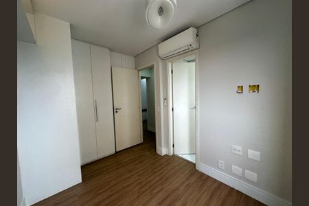 Apartamento à venda com 81m², 3 quartos e 2 vagasSuíte 1