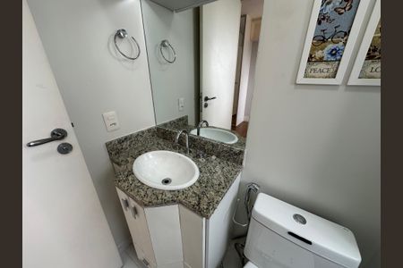 Apartamento à venda com 81m², 3 quartos e 2 vagasBanheiro da Suíte 1
