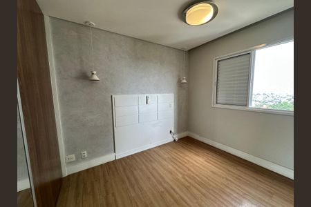 Apartamento à venda com 81m², 3 quartos e 2 vagasSuíte 2
