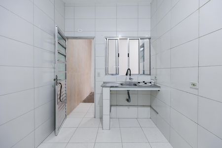 Cozinha de casa para alugar com 1 quarto, 47m² em Jardim Sao Salvador, Taboão da Serra