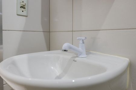 Casa para alugar com 47m², 1 quarto e sem vaga Casa para alugar com 47m², 1 quarto e sem vagaBanheiro Social