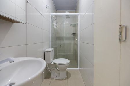 Banheiro de casa para alugar com 1 quarto, 47m² em Jardim Sao Salvador, Taboão da Serra