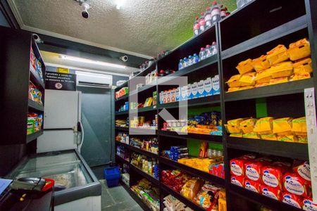 Apartamento para alugar com 52m², 2 quartos e 1 vagaÁrea comum - Mini Mercado