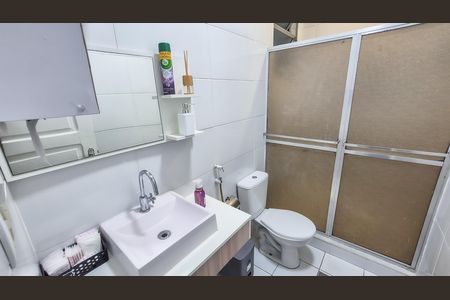 Apartamento à venda com 91m², 3 quartos e sem vaga Apartamento à venda com 91m², 3 quartos e sem vagaBanheiro social