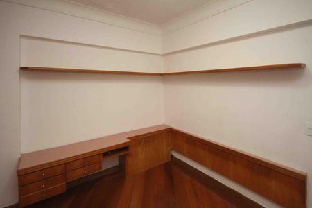 Apartamento para alugar com 66m², 3 quartos e 1 vaga