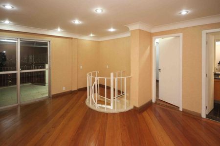 Apartamento para alugar com 66m², 3 quartos e 1 vaga