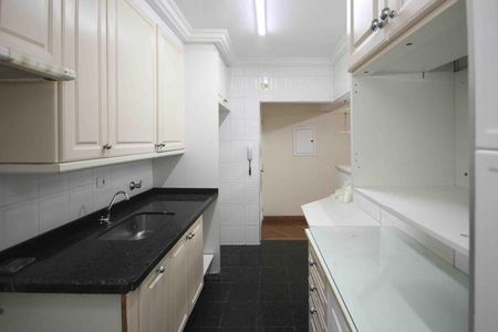 Apartamento para alugar com 66m², 3 quartos e 1 vaga