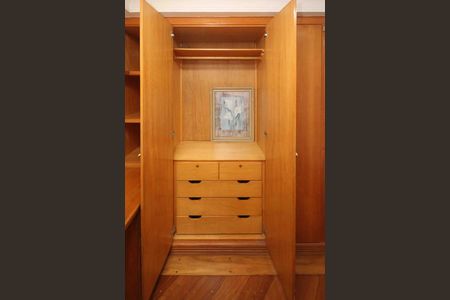 Apartamento para alugar com 66m², 3 quartos e 1 vaga