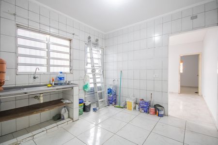 Casa à venda com 125m², 2 quartos e 2 vagas Casa à venda com 125m², 2 quartos e 2 vagasCozinha