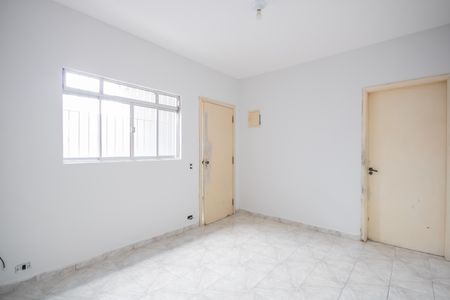 Casa à venda com 125m², 2 quartos e 2 vagas Casa à venda com 125m², 2 quartos e 2 vagasSala