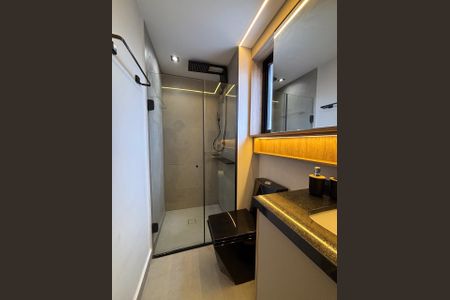 Banheiro de apartamento à venda com 1 quarto, 24m² em Vila Olímpia, São Paulo